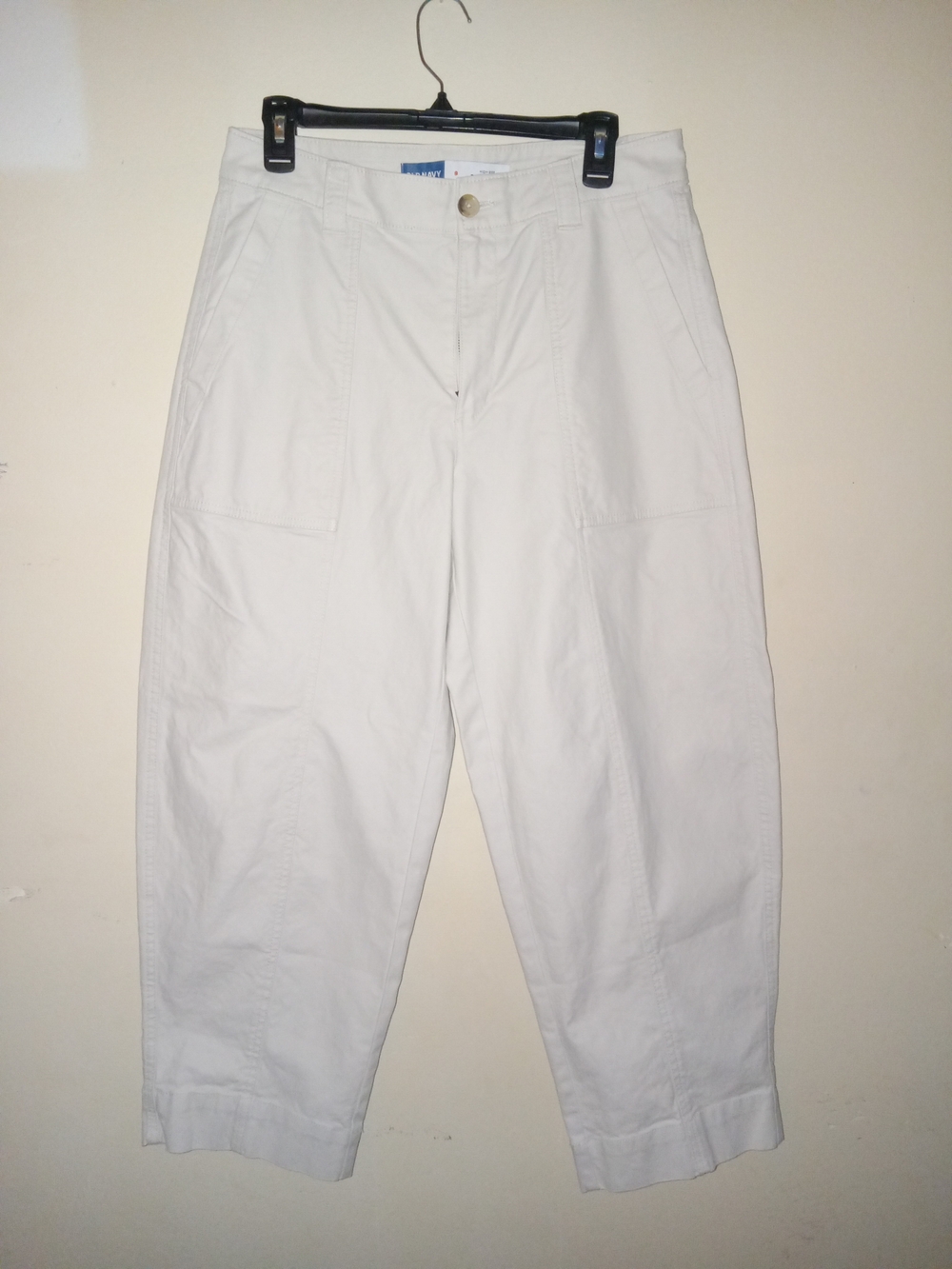 Women's Old Navy Barrel Leg Khaki Pants